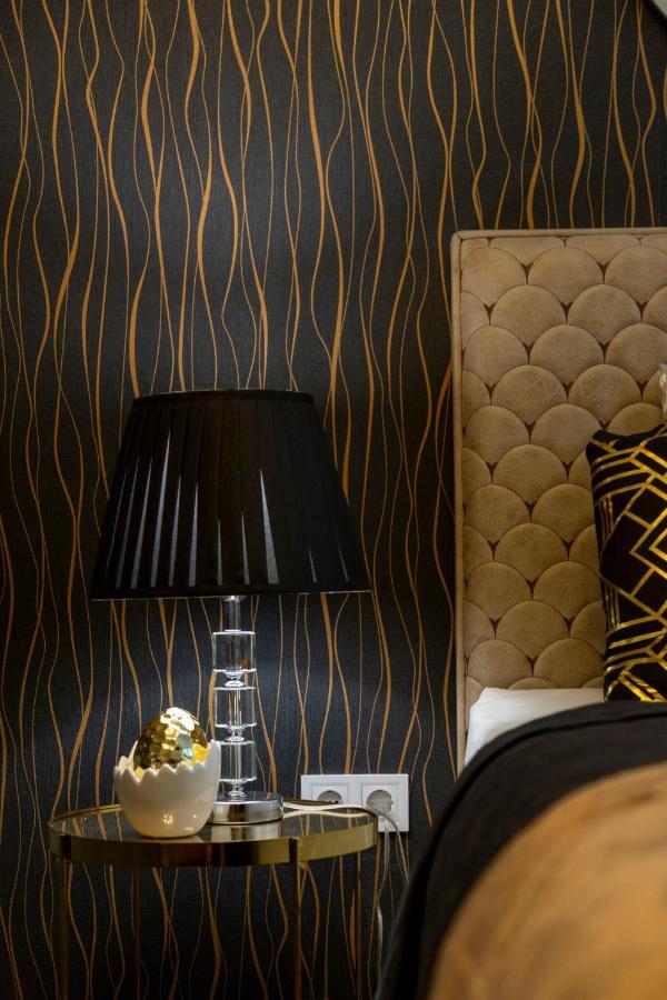 Stylish Quentin Apartment In The King Street Budapeste Exterior foto